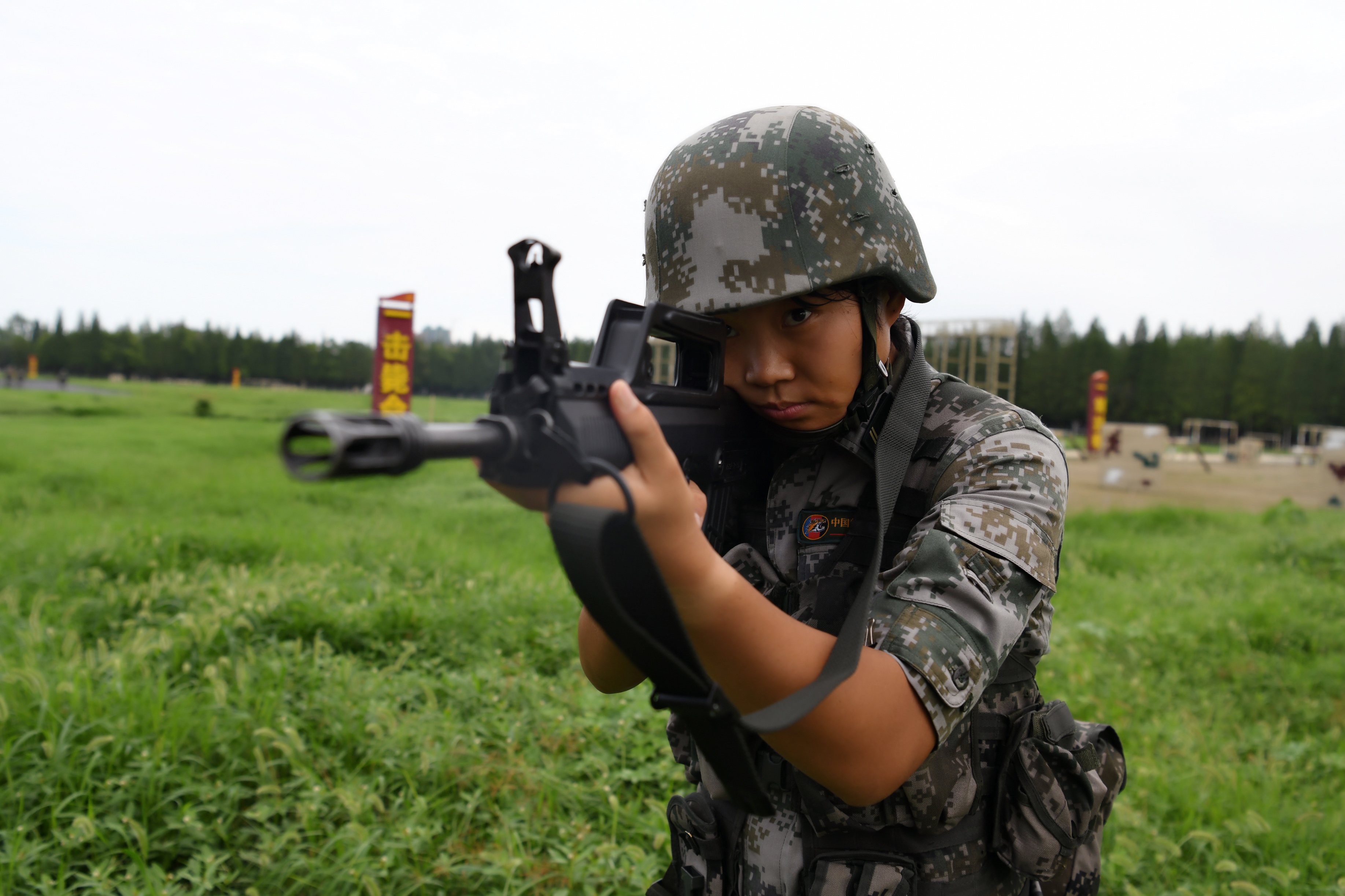 20220923-“清華特戰(zhàn)女兵”郭婧-武裝部-無(wú).jpg