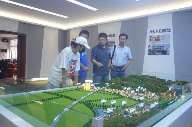 20200912-2022年清華大學(xué)法學(xué)院“明理致知”暑期社會(huì)實(shí)踐紀(jì)實(shí)-李書(shū)帆-清華大學(xué)鄉(xiāng)村振興工作站赴浙江岱山支隊(duì)成員調(diào)研涂口村.png