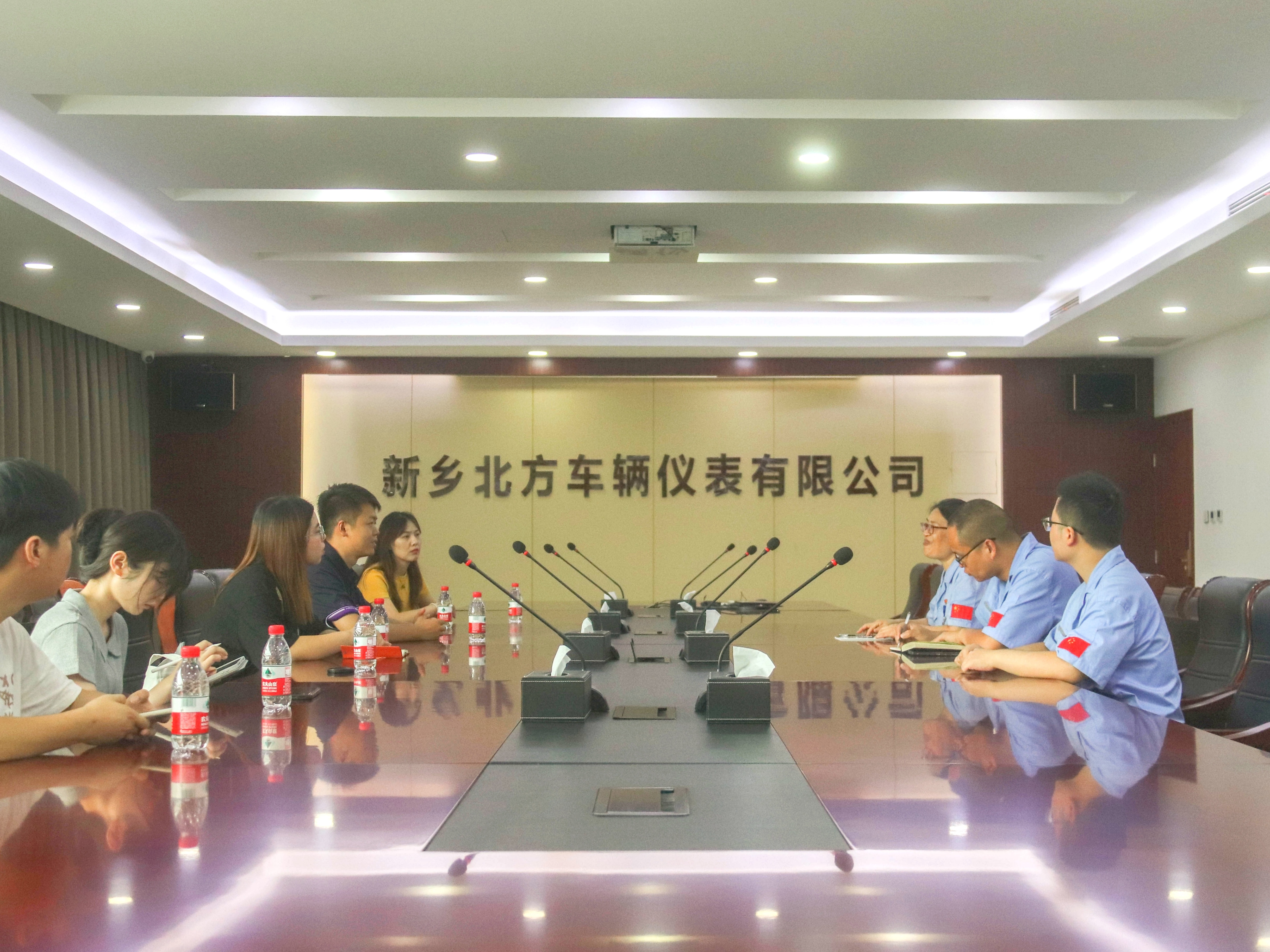 20230807-在與祖國(guó)同行中綻放青春光彩-無(wú)-“初心服務(wù)團(tuán)”新鄉(xiāng)站點(diǎn)開(kāi)展訪談.jpg