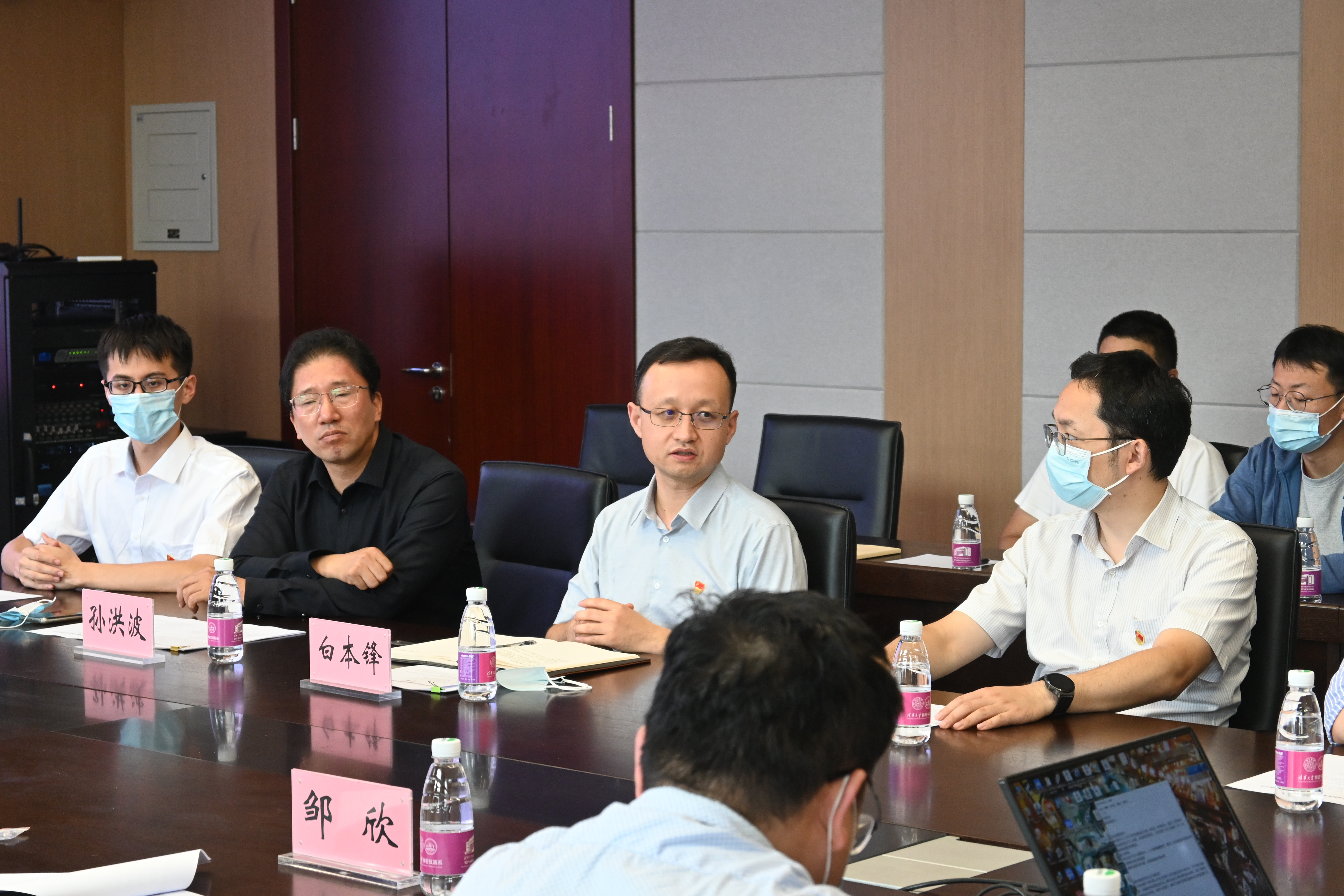 20220913-納米光學(xué)課題組功能型黨支部成立大會-洪國源-白本鋒老師發(fā)言.JPG