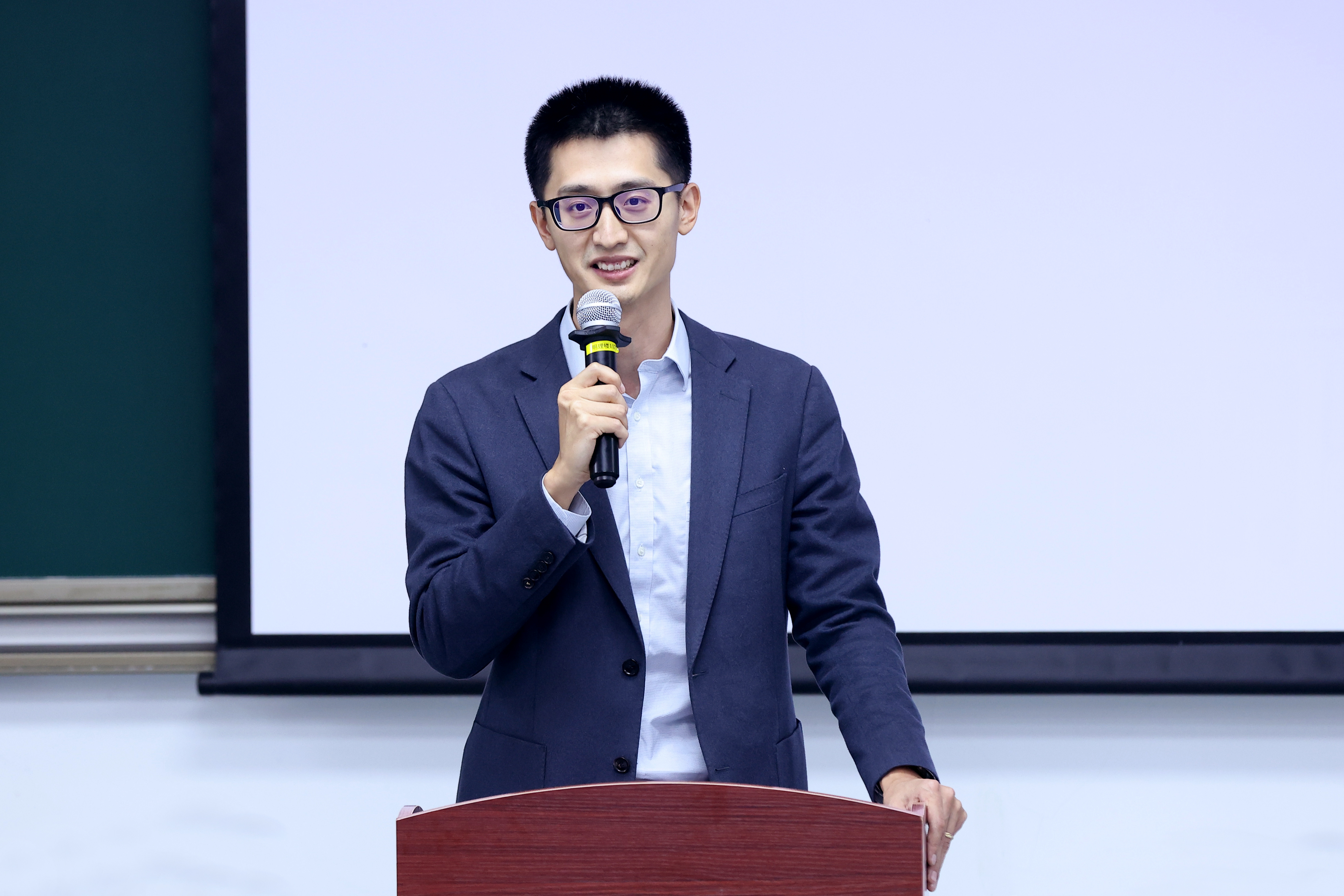 20241224-學代會-清大-王睿講話.jpg