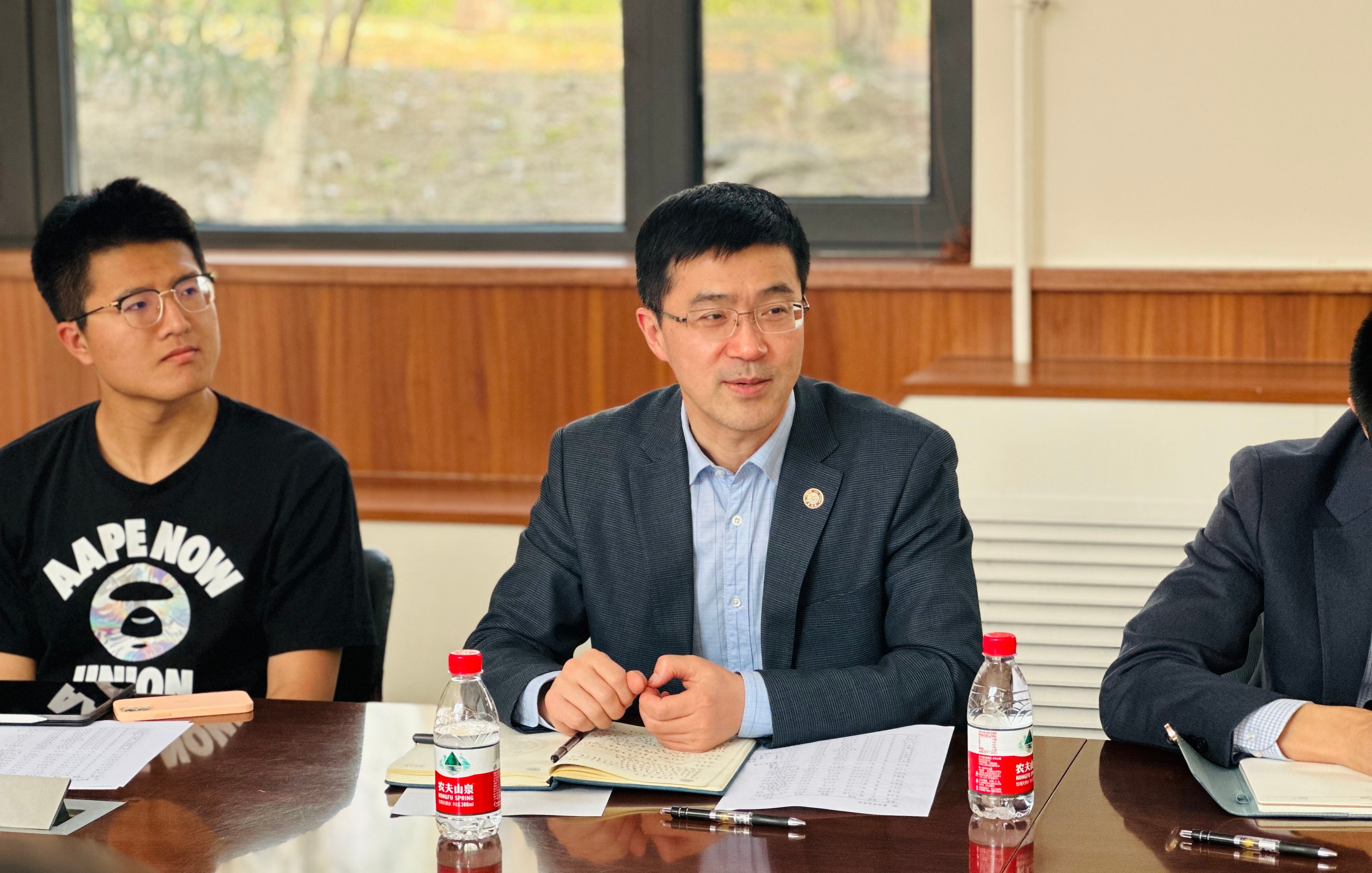 20230330-校黨委副書記過勇與學(xué)生藝術(shù)團(tuán)骨干座談-張淵沫-過勇講話.jpeg