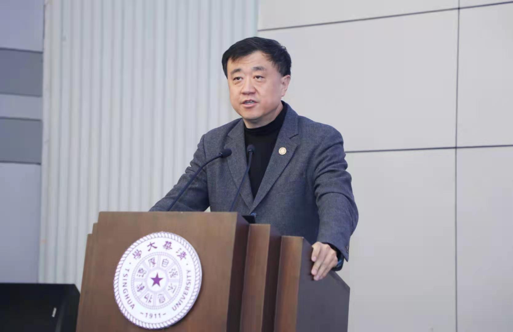 20220428-2022年清華大學(xué)工程博士生指導(dǎo)教師研修班宣講大會(huì)舉行-孫波-楊斌講話.jpg