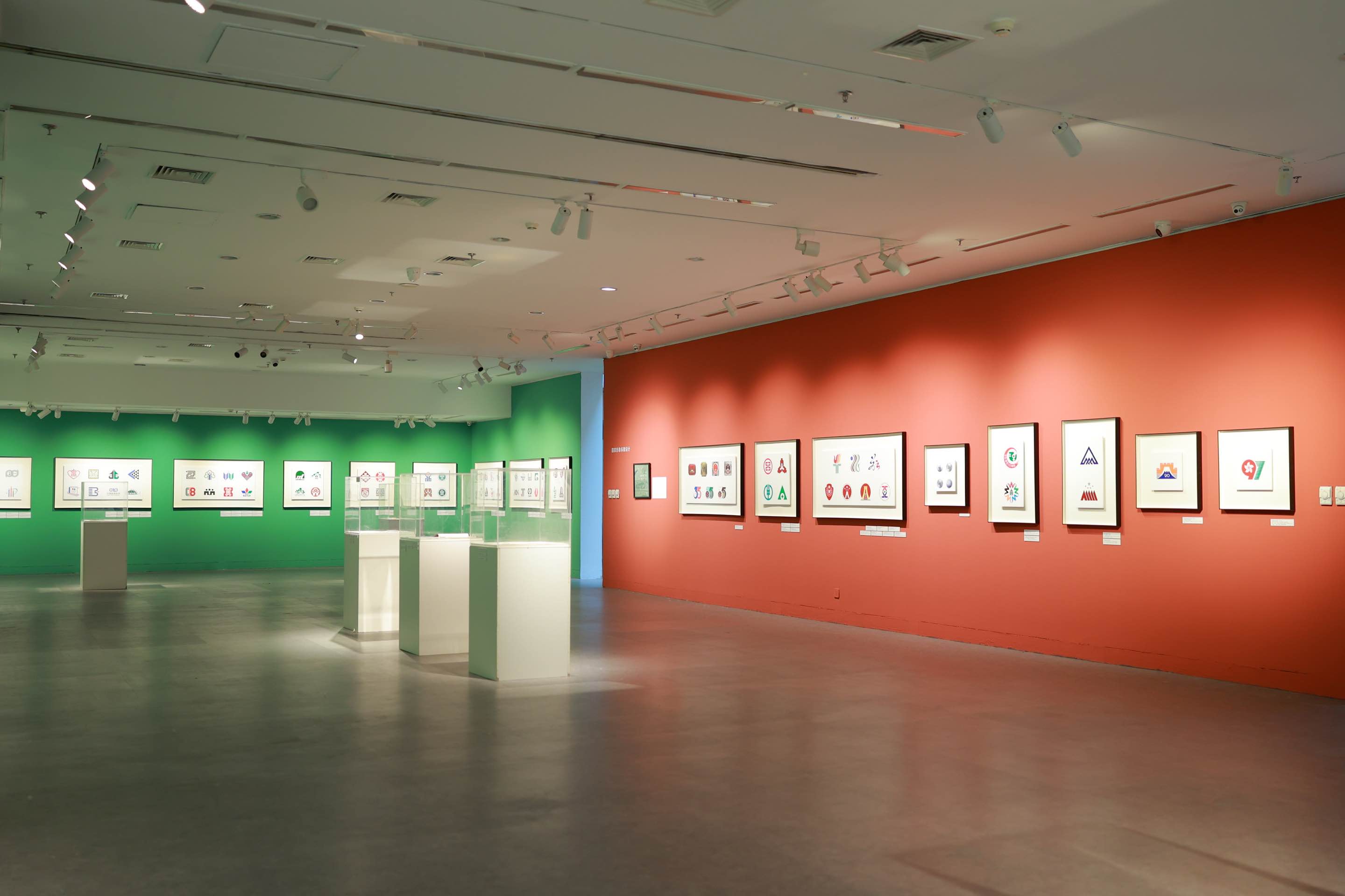 20240429-陳漢民設(shè)計文獻(xiàn)展-美術(shù)學(xué)院-標(biāo)志及其應(yīng)用,陳漢民設(shè)計1.jpg