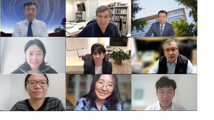 20220914-清華大學(xué)-墨西哥國立自治大學(xué)教育數(shù)字化全球?qū)υ?022-聯(lián)盟秘書處-參會嘉賓合影.jpg