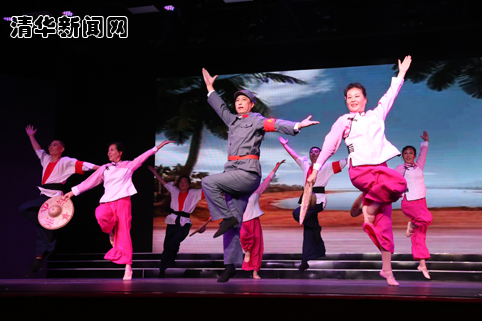 5年é?花甲的è?校友重演40多年前清華附中學(xué)生藝術(shù)團(tuán)的作品??紅色娘子軍??副本.jpg