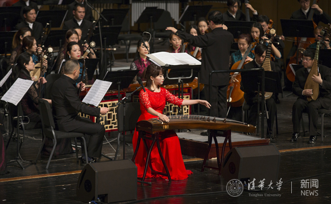 復(fù)件 古箏演奏(夏寧馨 攝)副本.jpg
